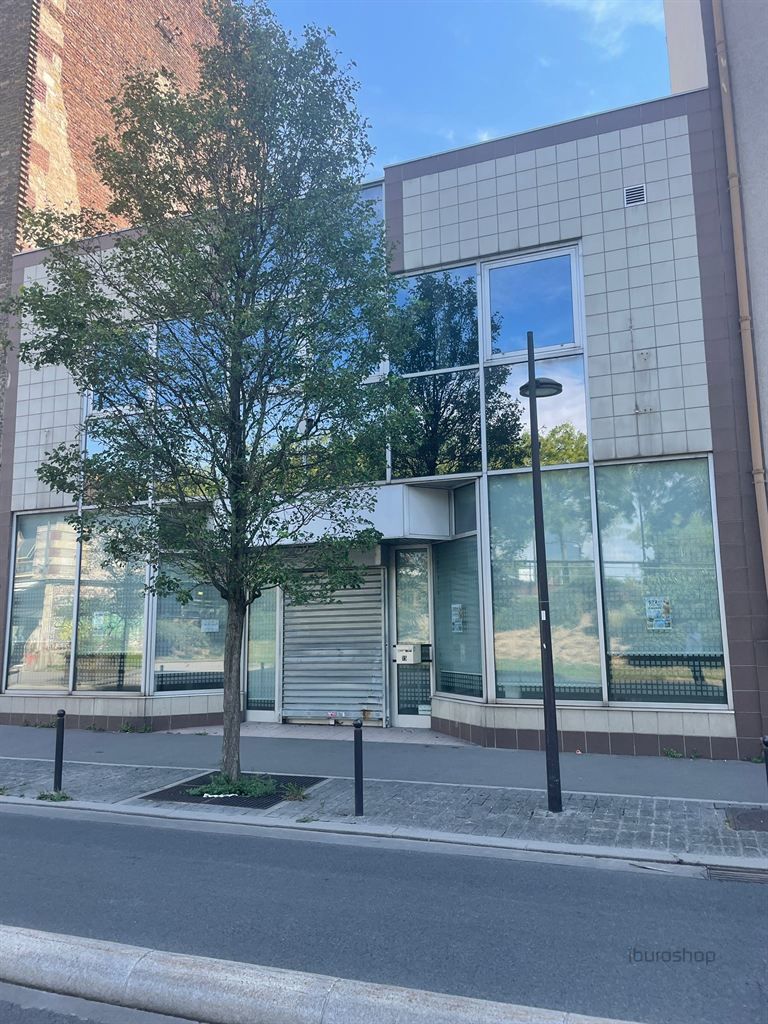 Location Commerce Ivry-sur-Seine (94200) 530 m²