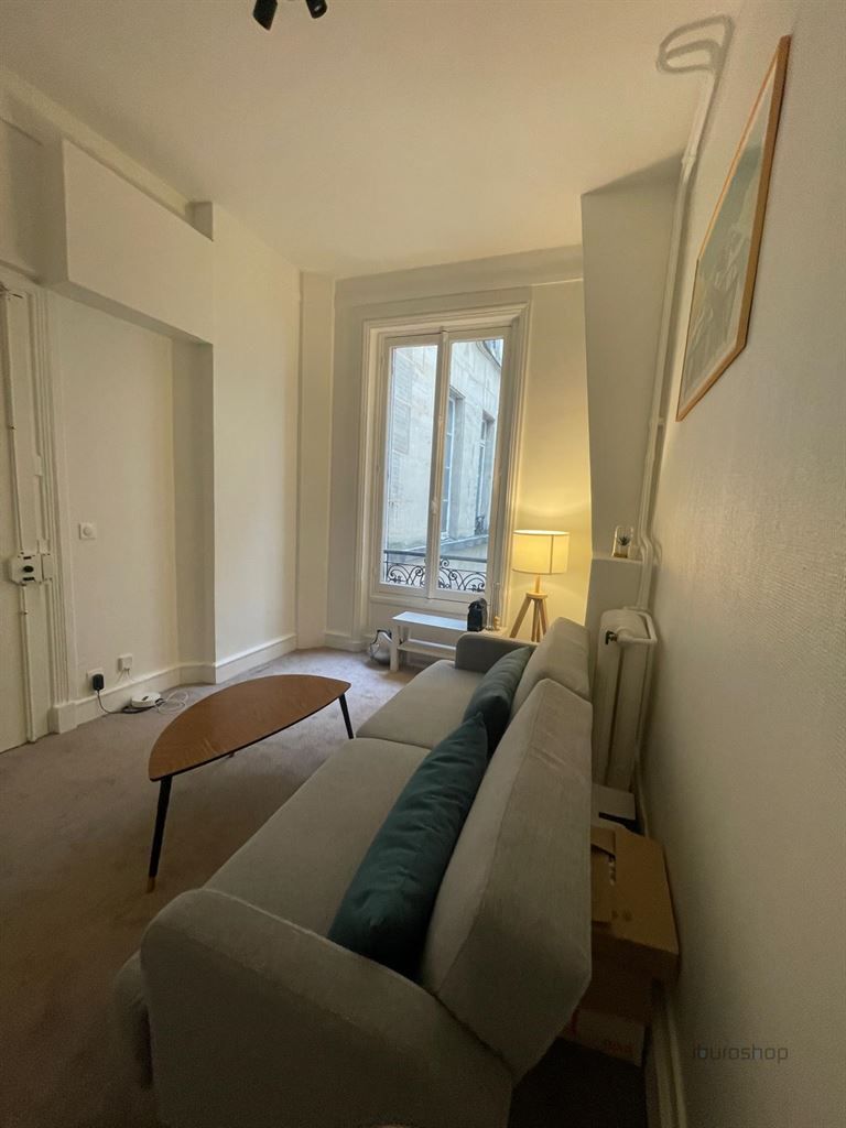 Location Bureaux Paris 8 (75008) 65 m²